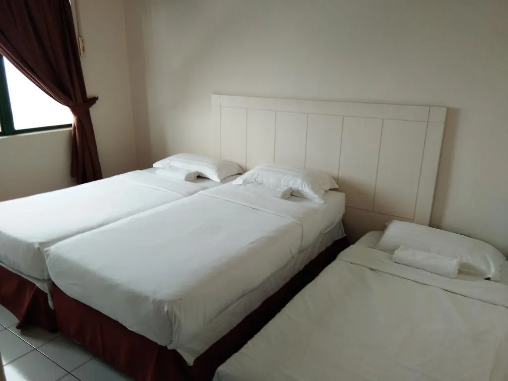 Likas Deluxe 3 Bedroom Apartment