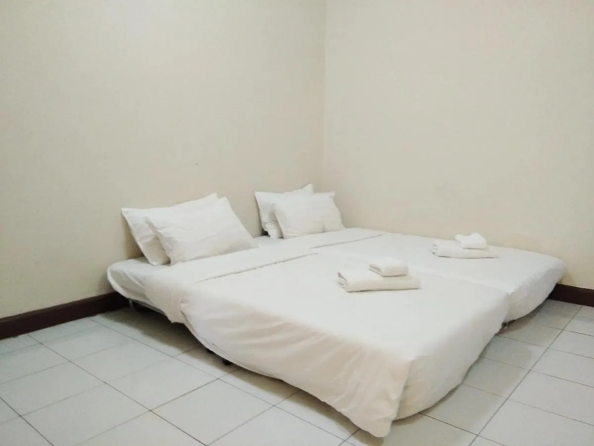 Likas Deluxe 3 Bedroom Apartment