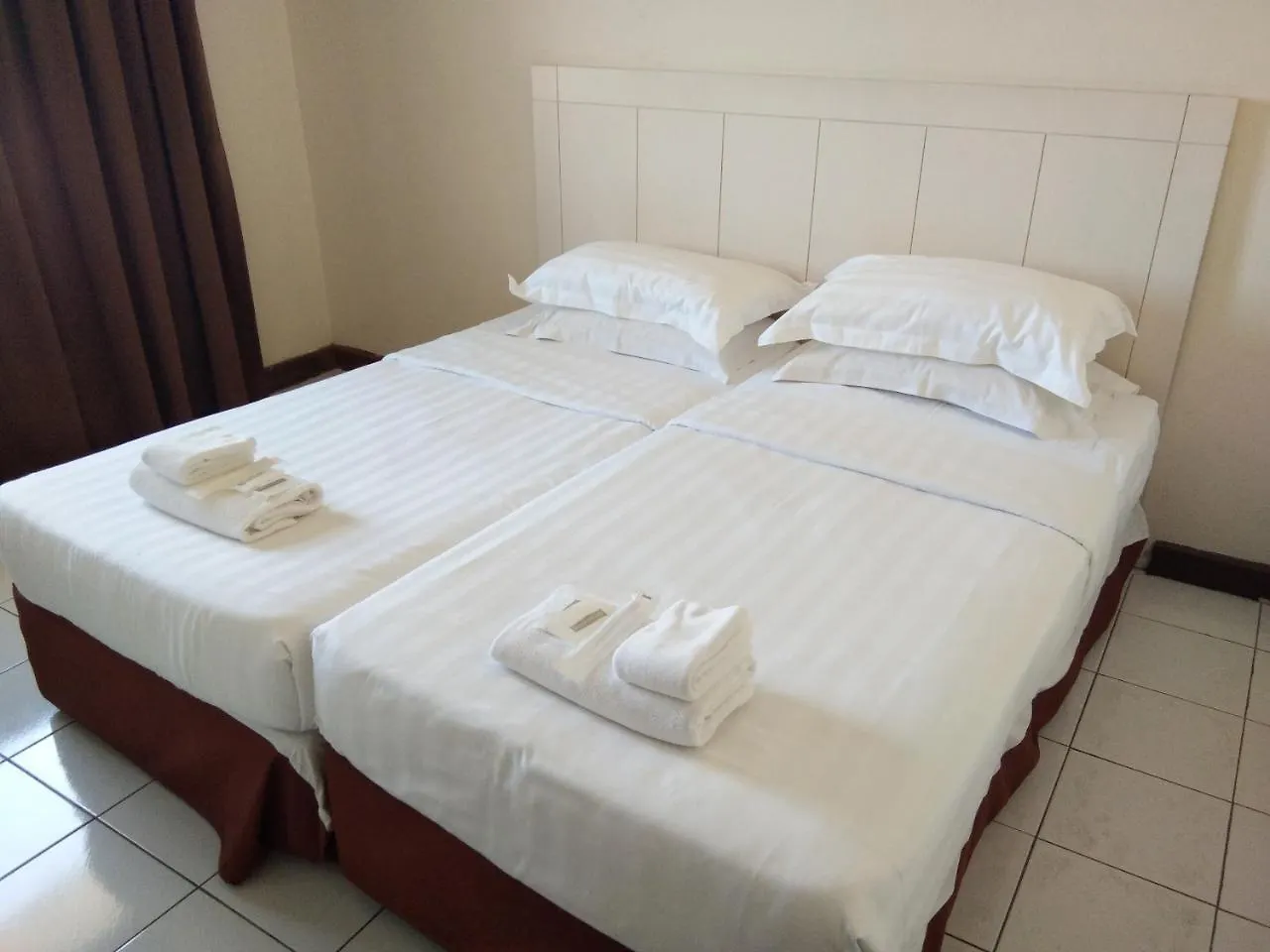 Likas Deluxe 3 Bedroom Apartment