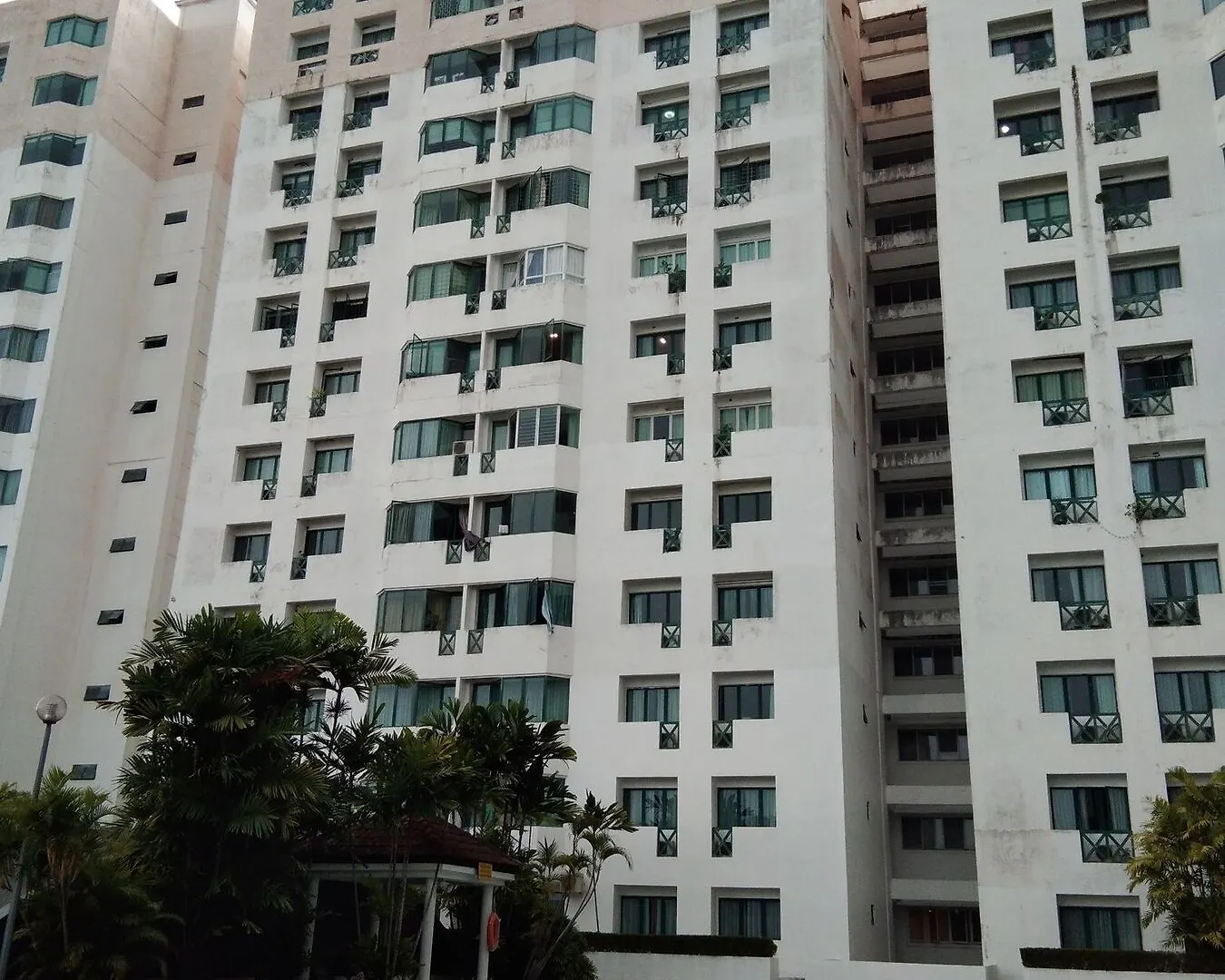 Likas Deluxe 3 Bedroom Apartment